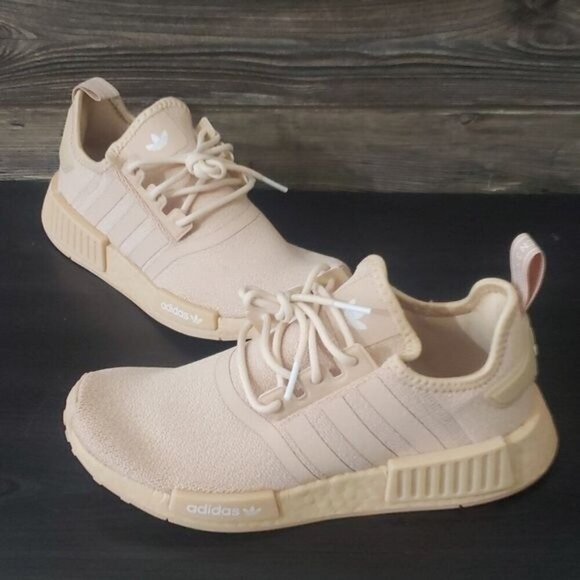 New Adidas NMD Blush Pink Sneakers Womens 9 Streetwear‎ Lightweight Casual Comfy - Picture 2 of 10